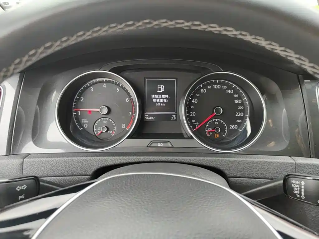 Volkswagen Golf — миниатюра 12