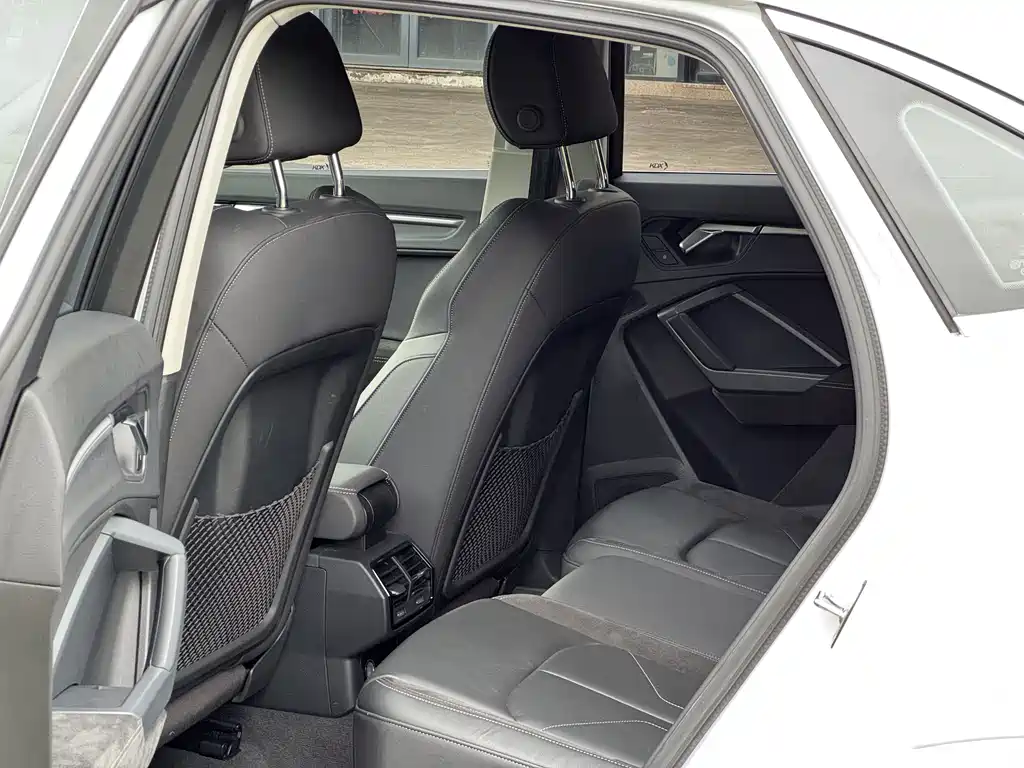 Audi Q3 Sportback — миниатюра 16