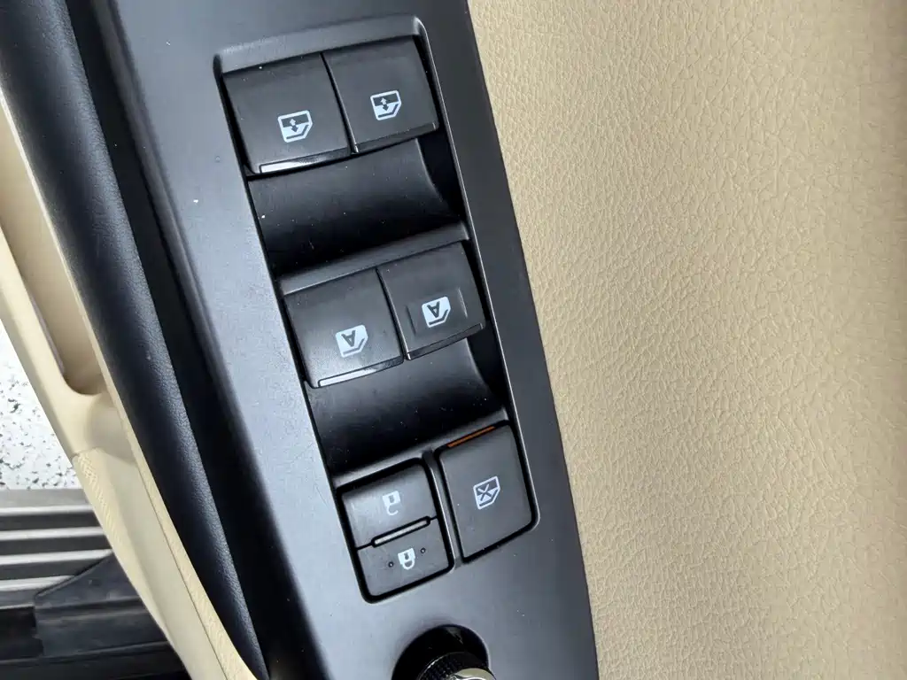 Toyota Highlander — миниатюра 23