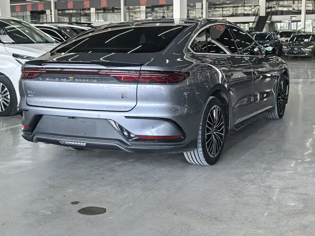 BYD Han — миниатюра 8