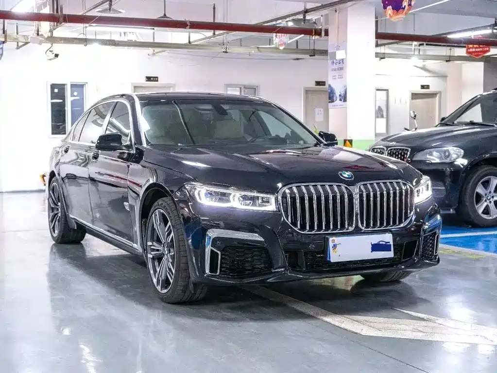 BMW 7 Series — миниатюра 3