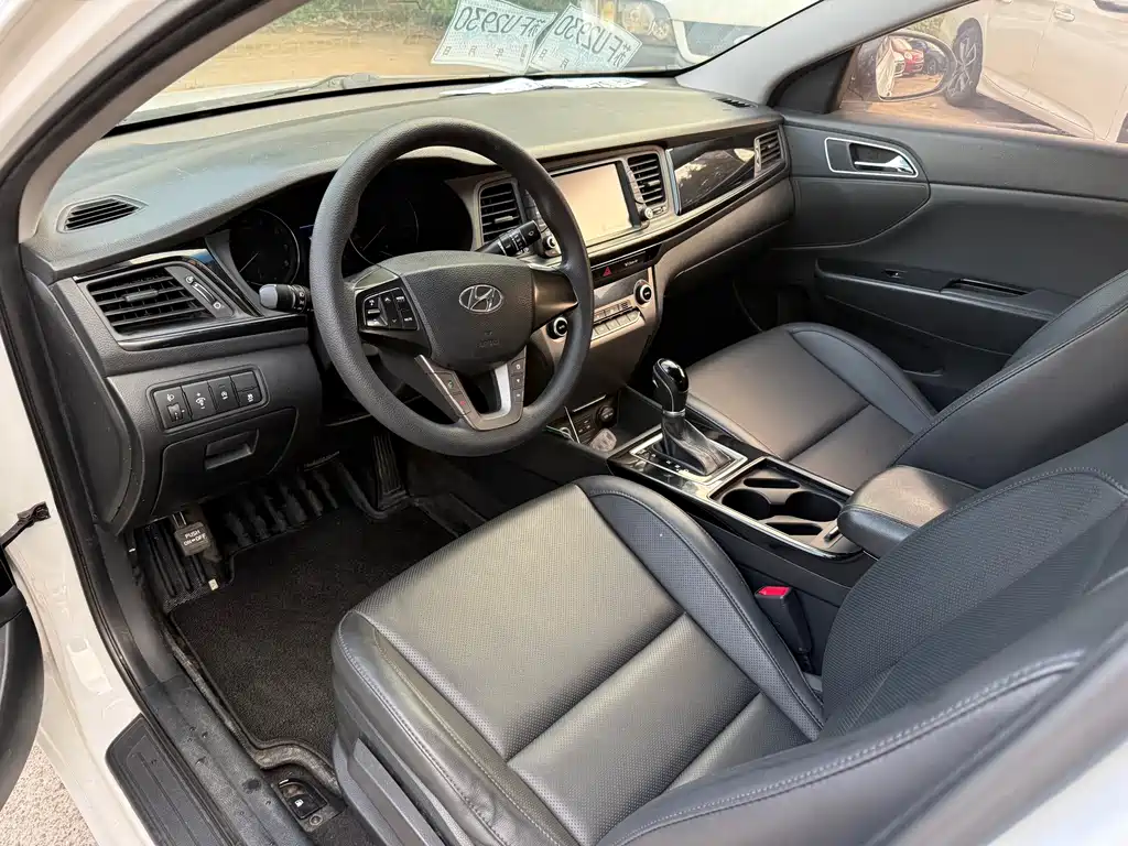 Hyundai Mistra — миниатюра 2