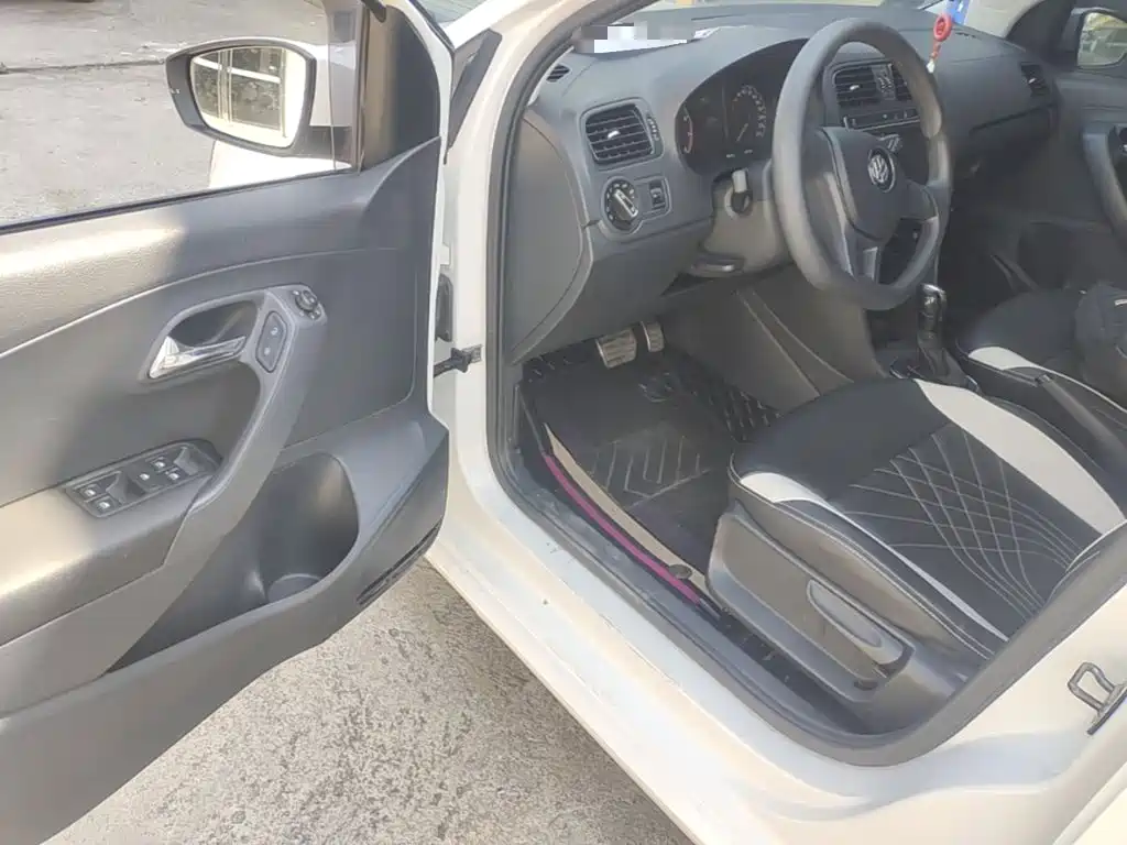 Volkswagen Polo — миниатюра 16