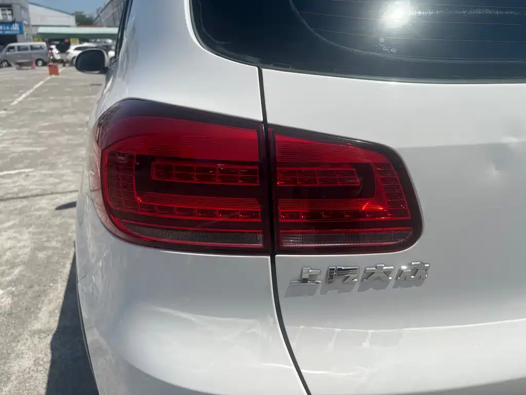 Volkswagen Tiguan — миниатюра 12