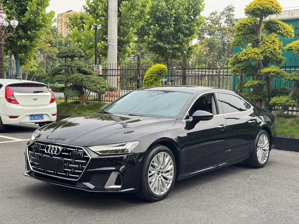 Audi A7L 2022