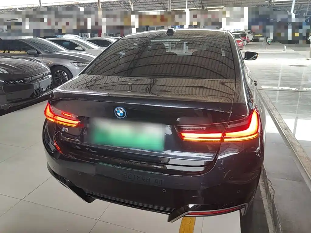 BMW i3 — миниатюра 6