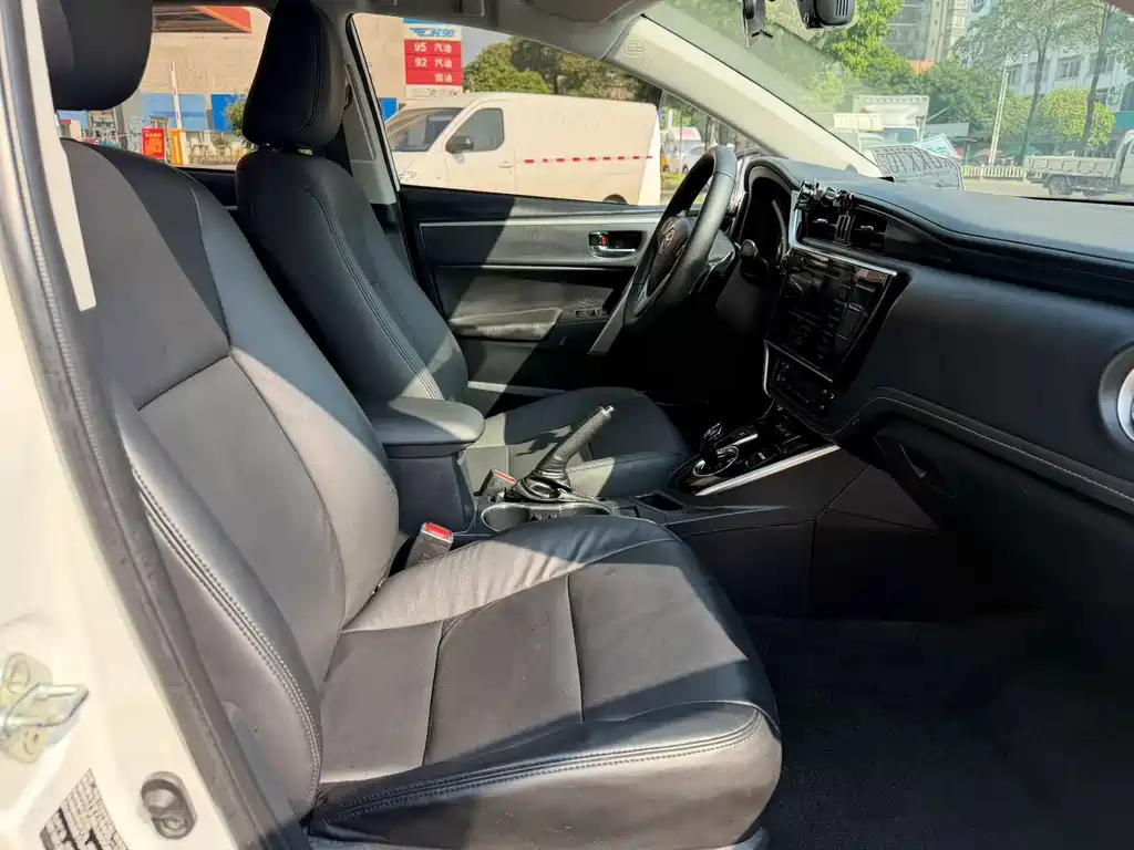 Toyota Corolla — миниатюра 7