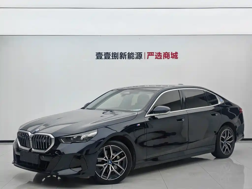 BMW i5