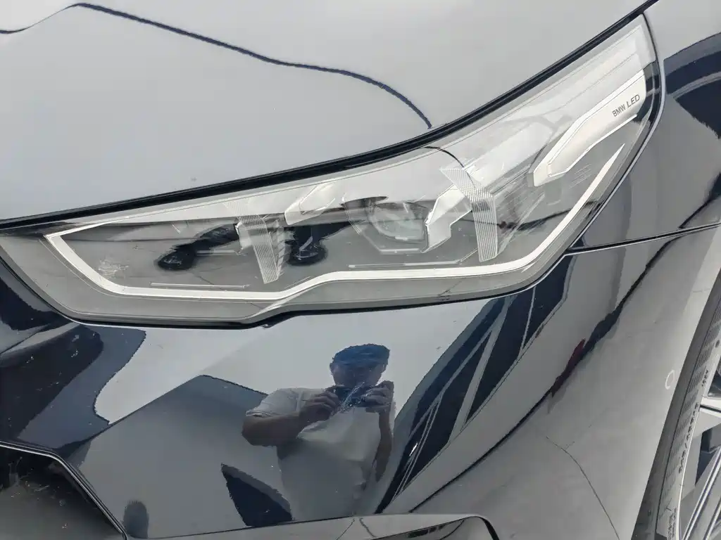 BMW i5 — миниатюра 9