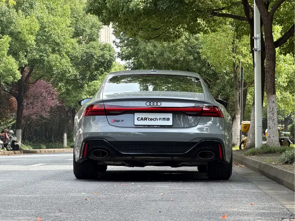 Audi RS 7 — миниатюра 4