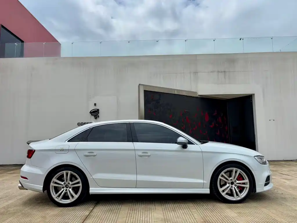 Audi S3 — миниатюра 8