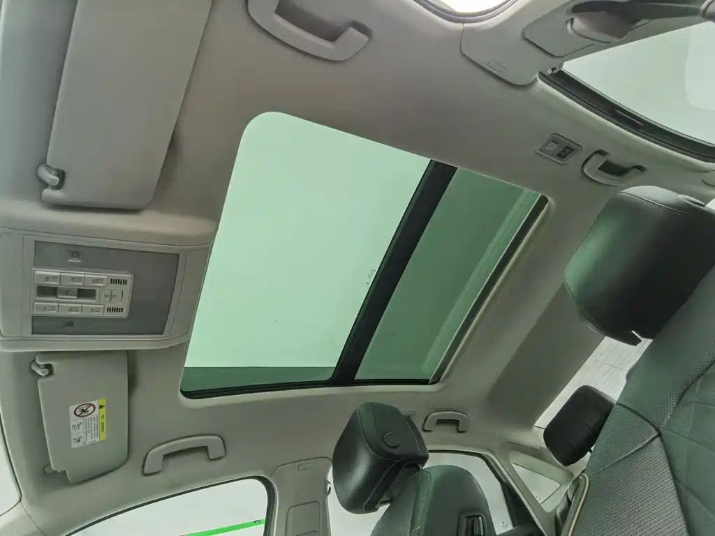 Volkswagen Passat — миниатюра 14