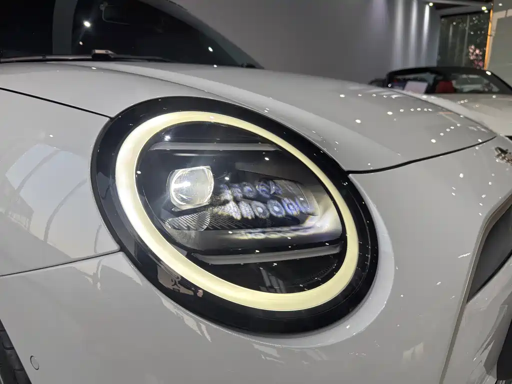 MINI MINI COOPER EV — миниатюра 4