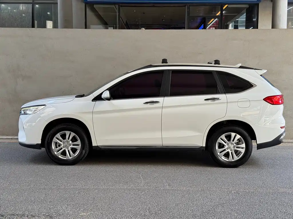 Haval M6 — миниатюра 3