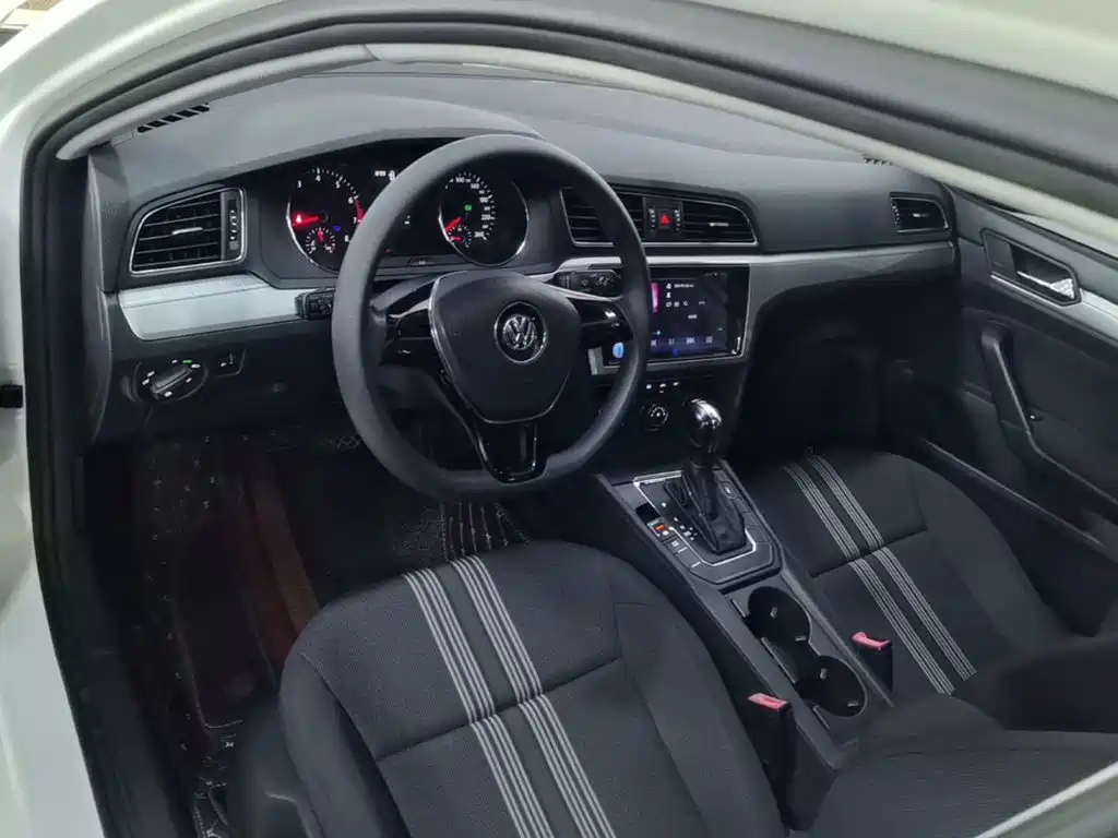 Volkswagen Lamando — миниатюра 10