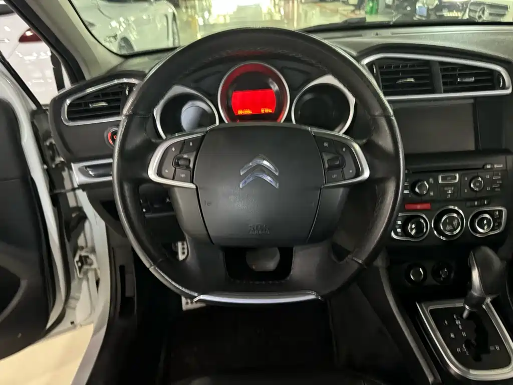 Citroen C4L — миниатюра 9