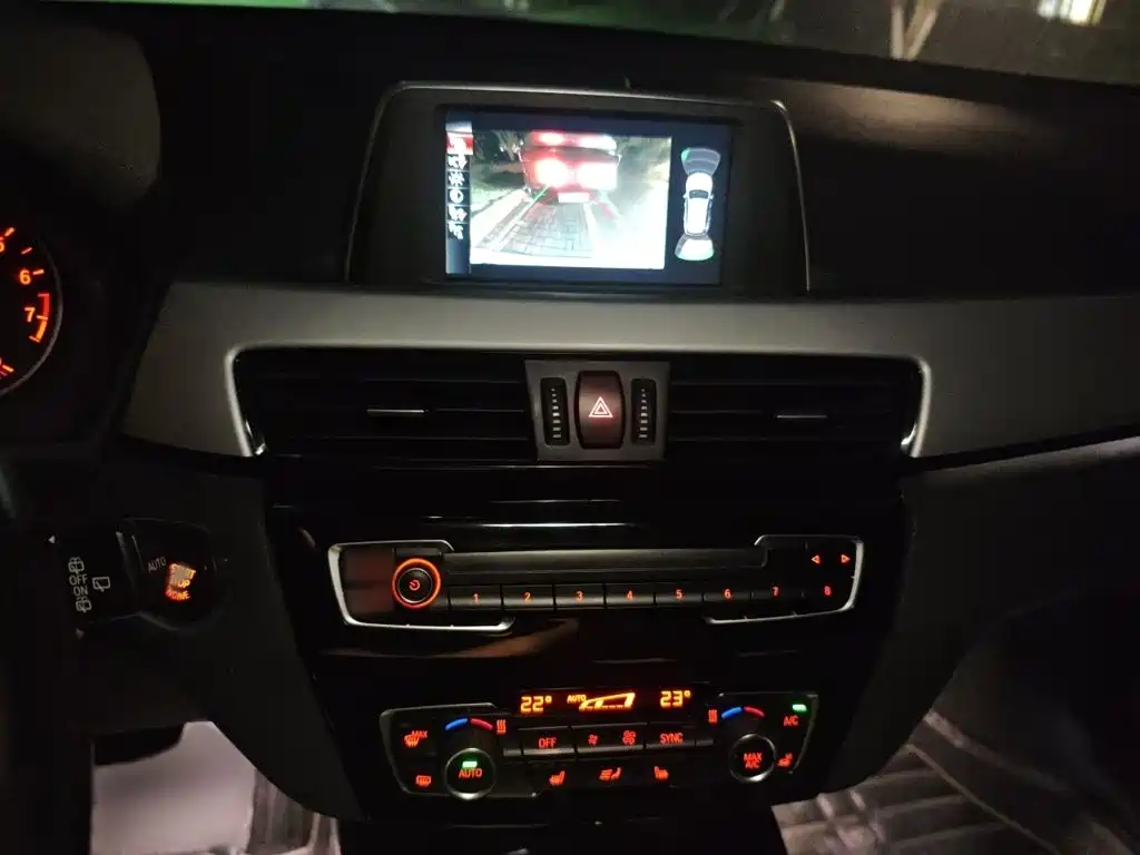 BMW X1 — миниатюра 6
