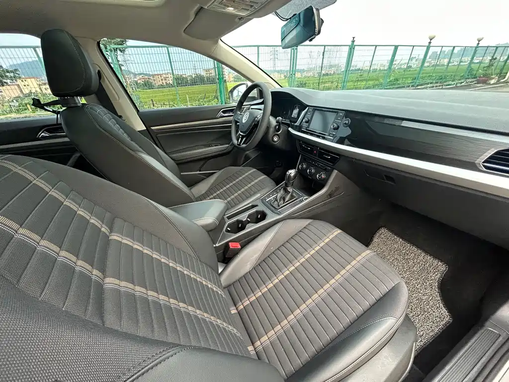 Volkswagen Lavida — миниатюра 11