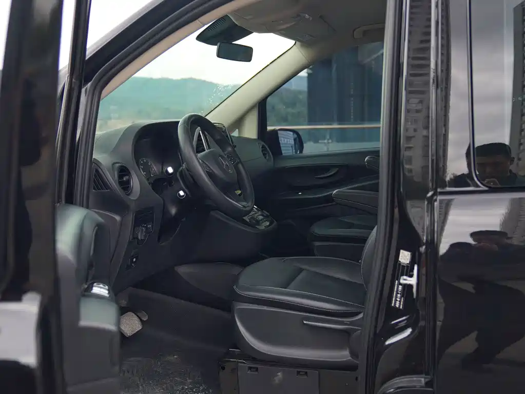 Mercedes-Benz Vito — миниатюра 4
