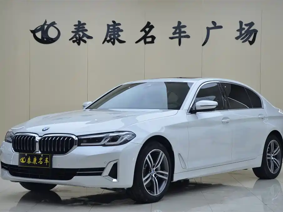 BMW 5 Series 2022