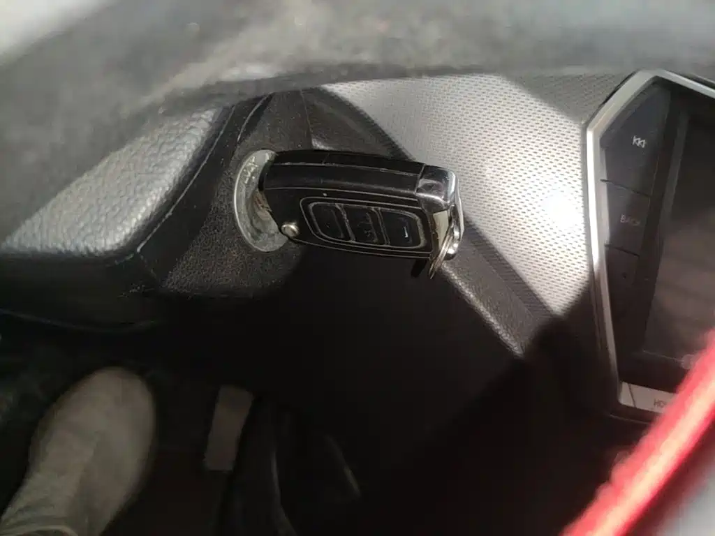 FAW Junpai A50 — миниатюра 9