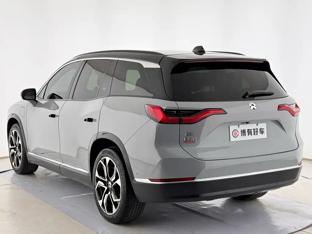 NIO ES8 — миниатюра 11