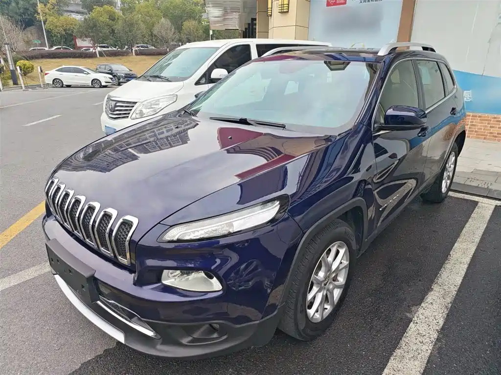 Jeep Cherokee 2017