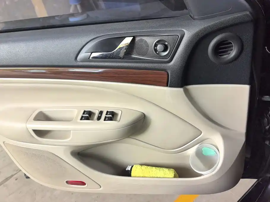 Skoda Octavia 2013 1.6L AT