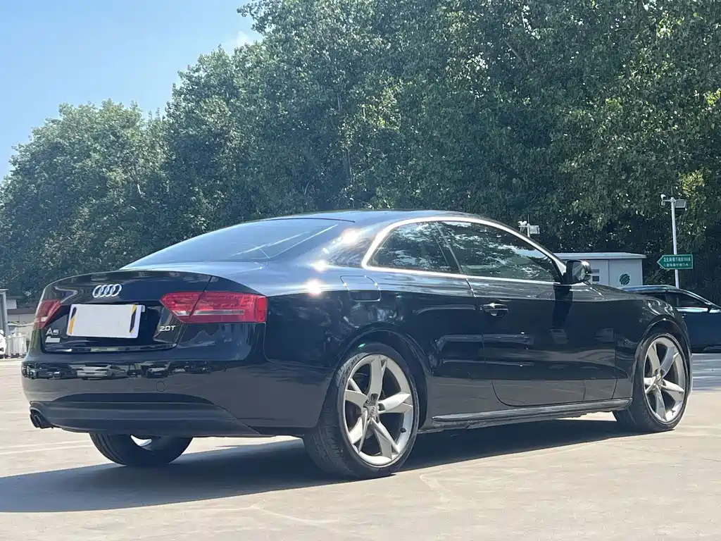 Audi A5 (Import) — миниатюра 6