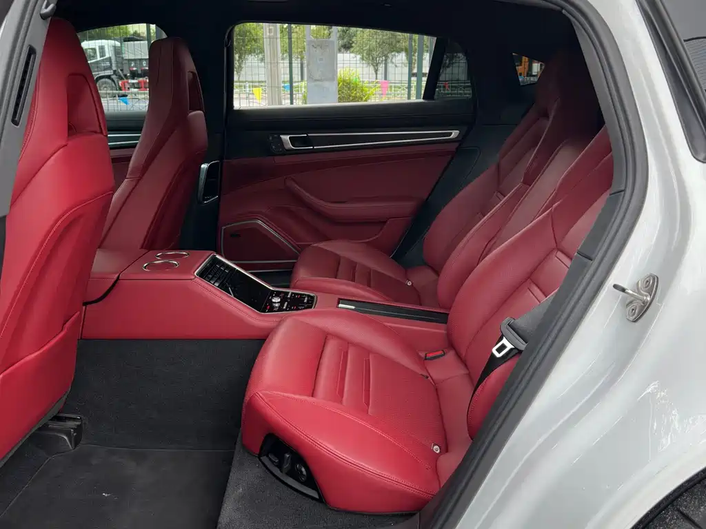 Porsche Panamera — миниатюра 16