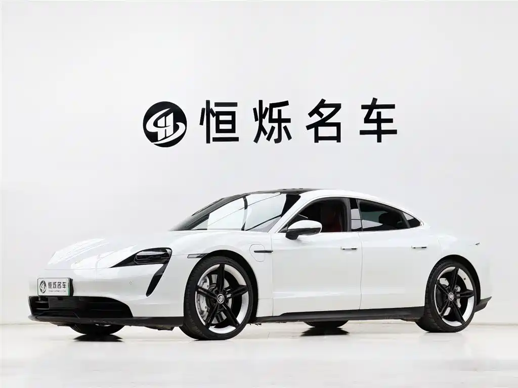Porsche Taycan 2021