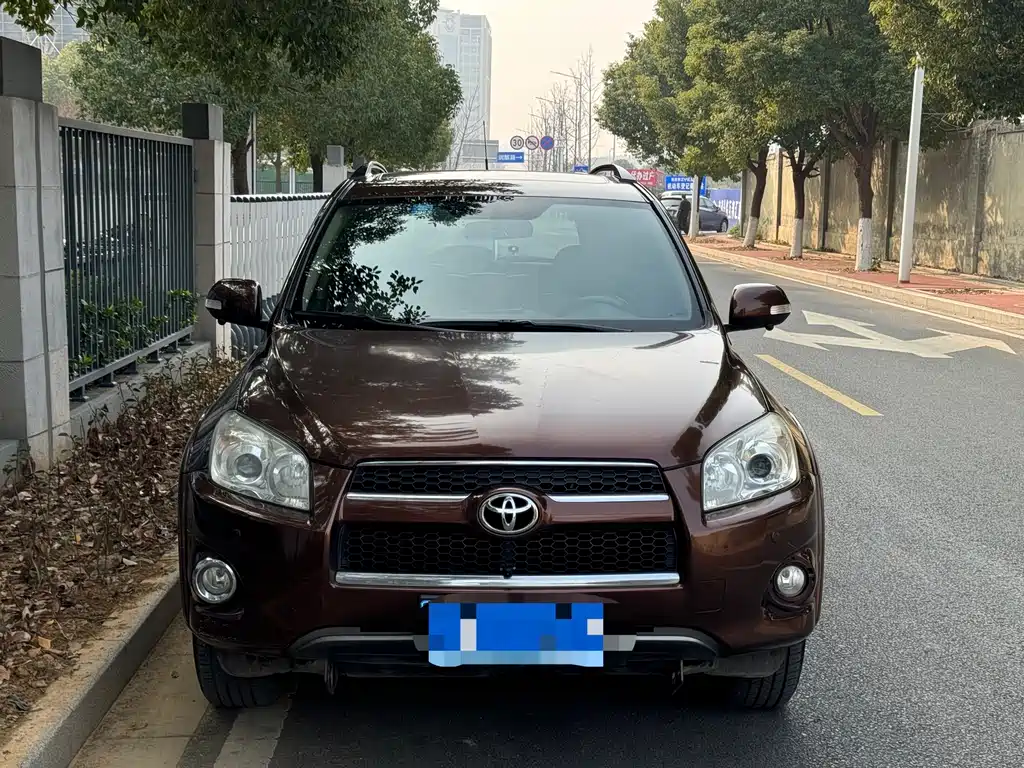 Toyota RAV4 2012