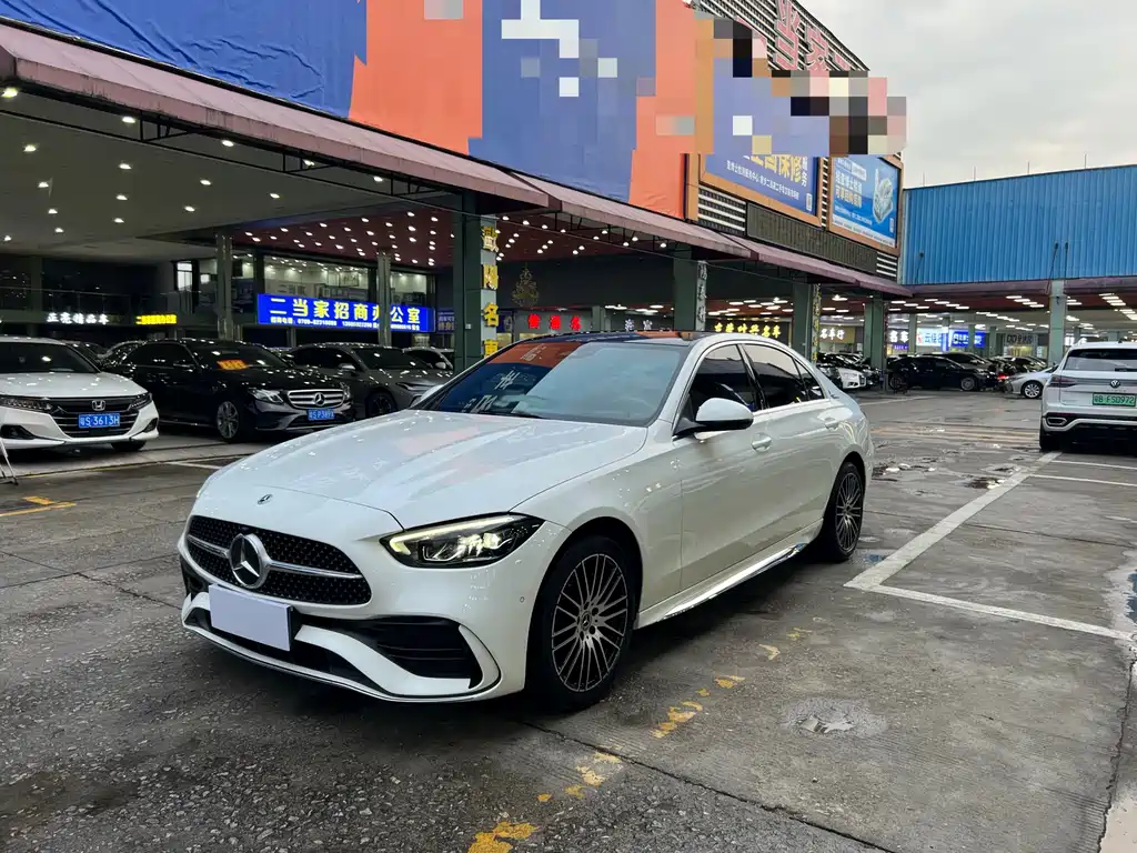 Mercedes-Benz C-Class 2022