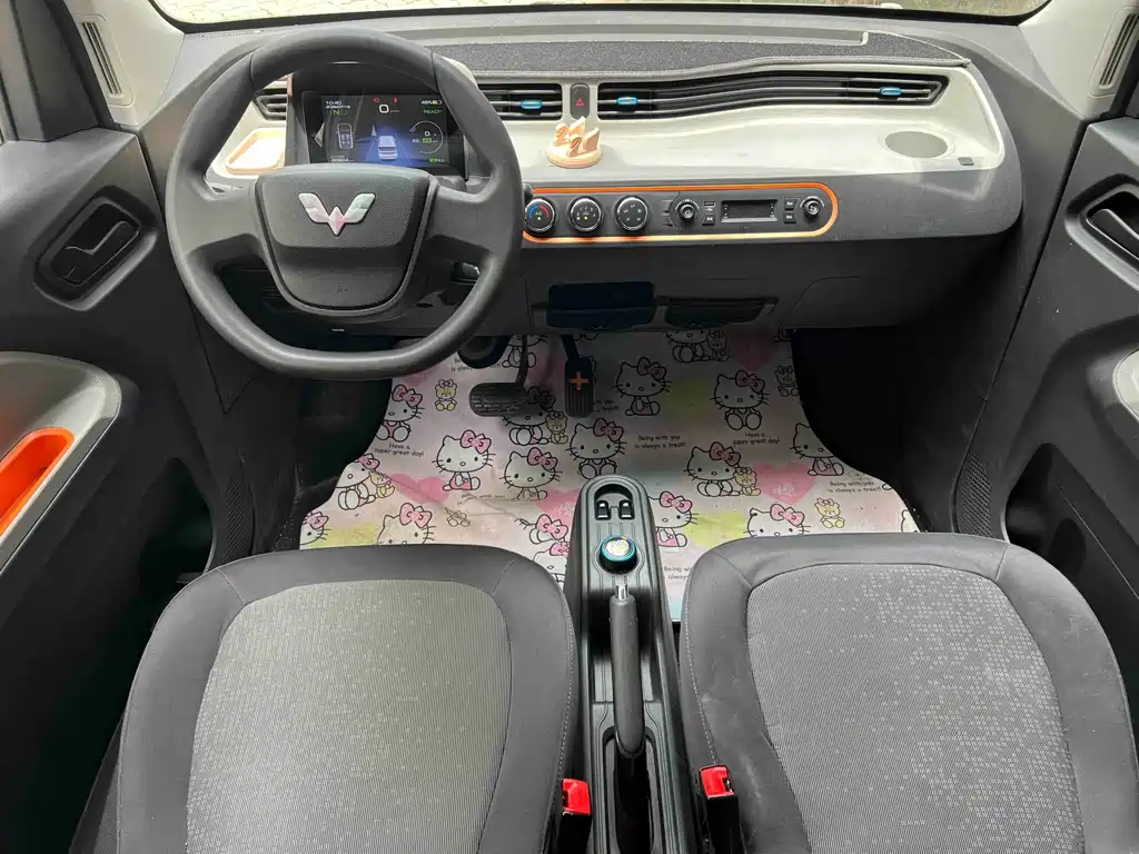 Wuling MINIEV — миниатюра 6