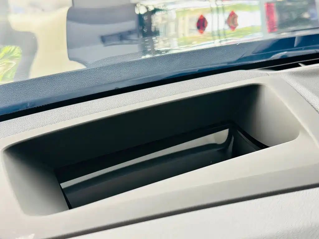 BMW iX3 — миниатюра 17