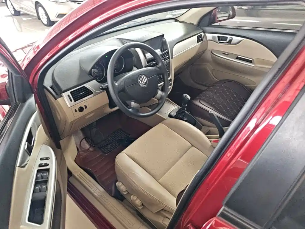 Buick Excelle — миниатюра 15