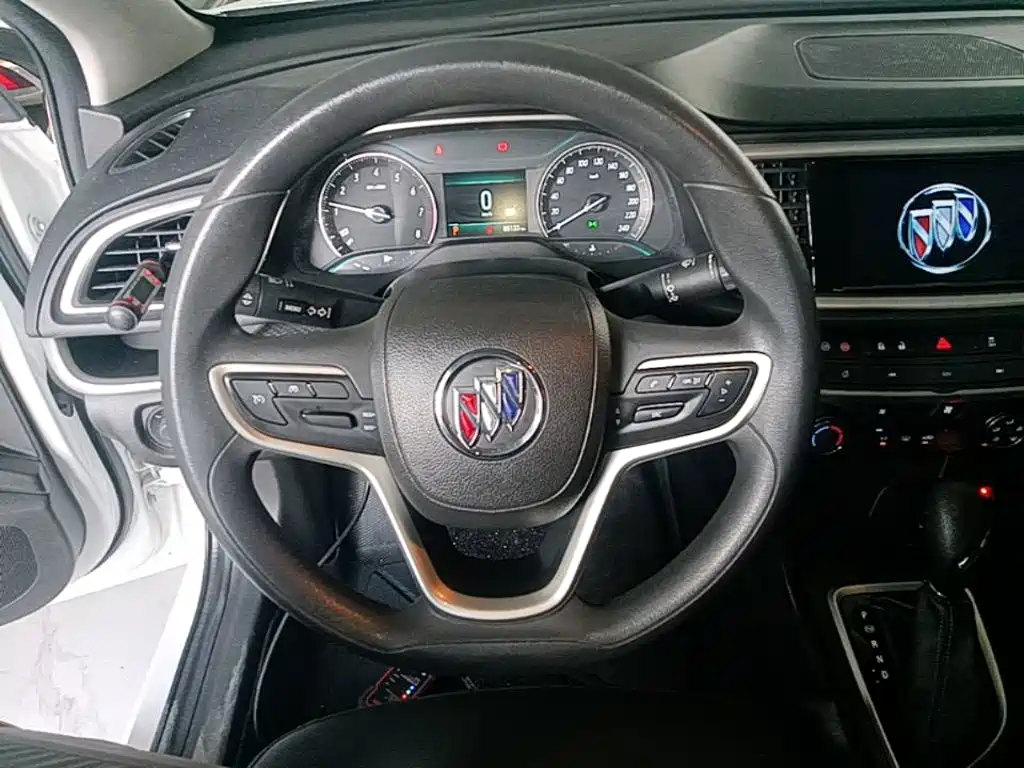 Buick Excelle — миниатюра 11