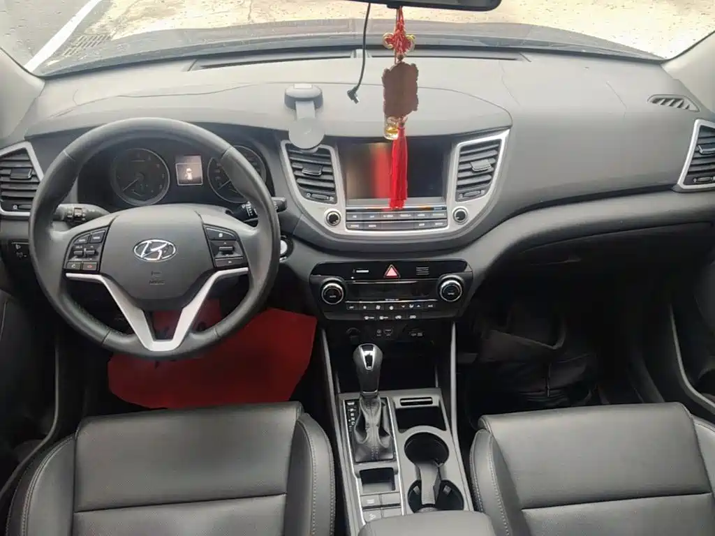 Hyundai Tucson — миниатюра 10