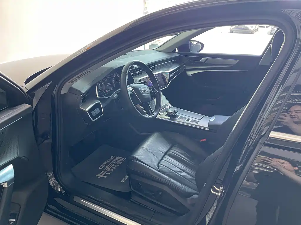 Audi A6L — миниатюра 9