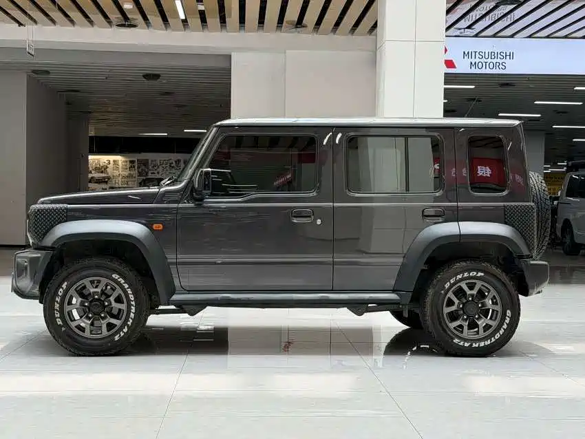 Suzuki Jimny — миниатюра 14
