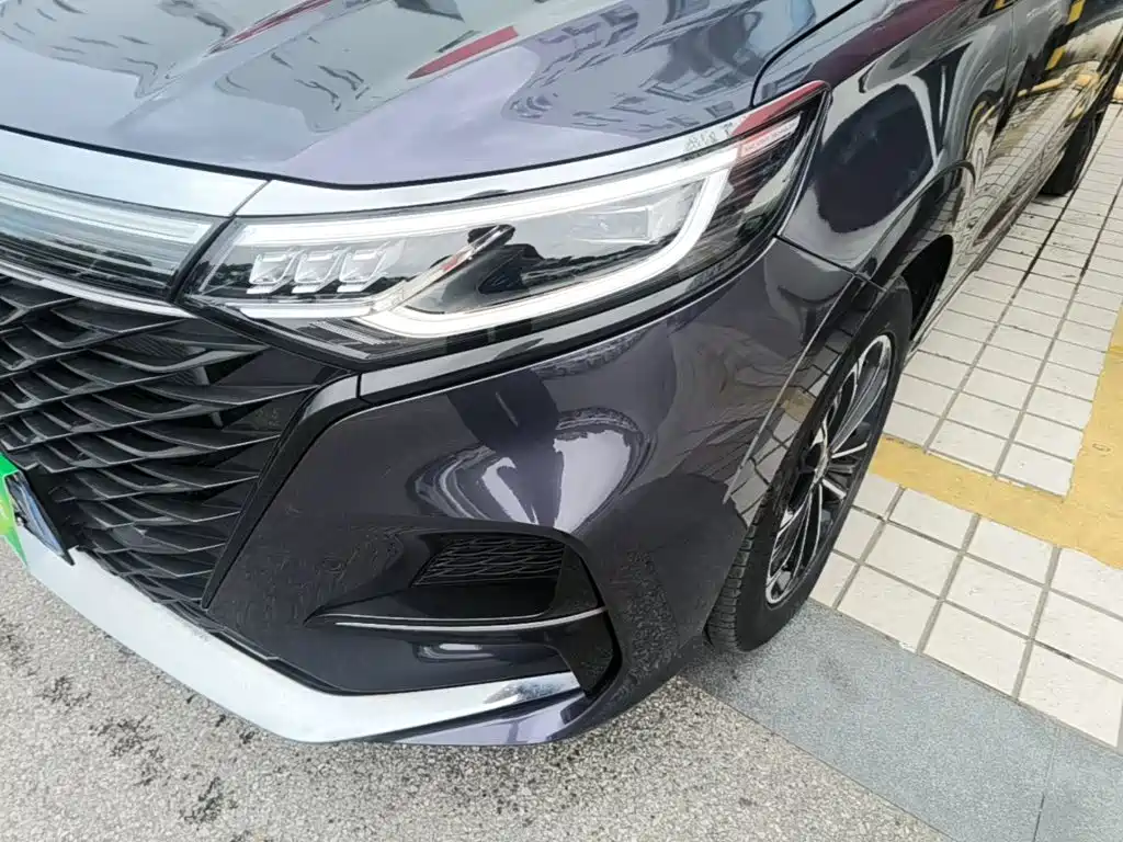 Roewe iMAX8 — миниатюра 24