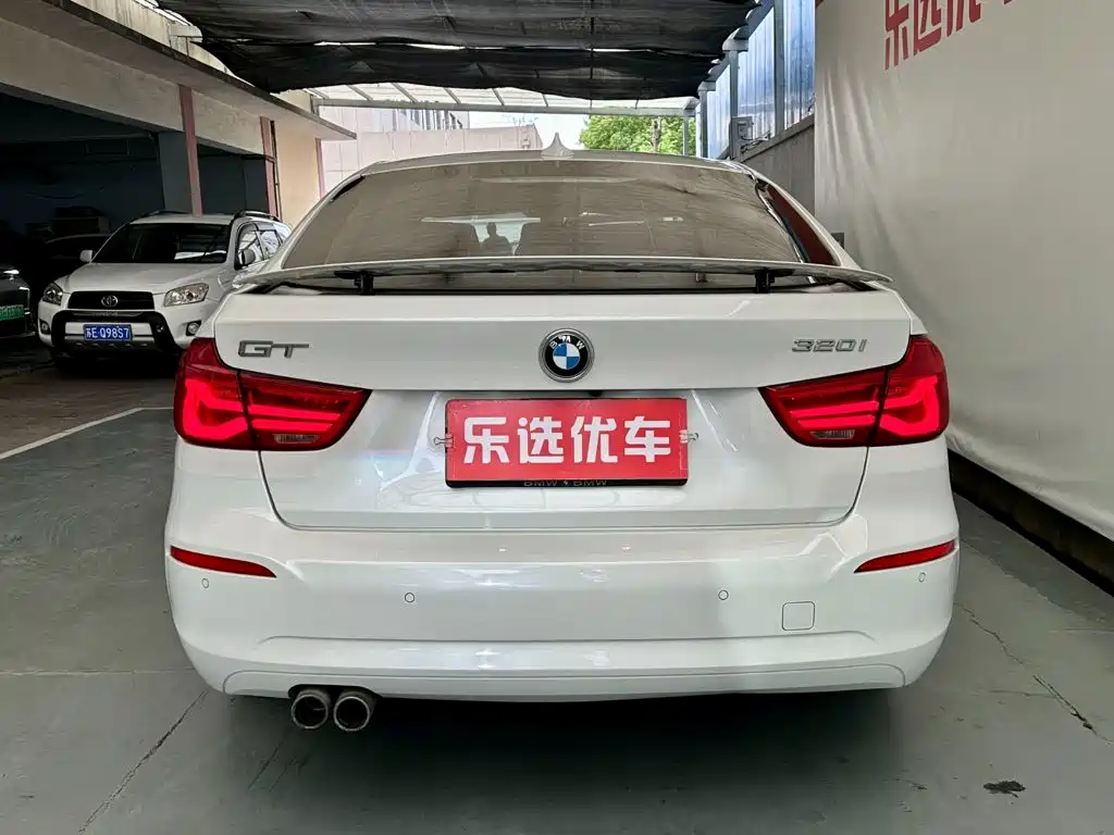 BMW 3 Series GT — миниатюра 4