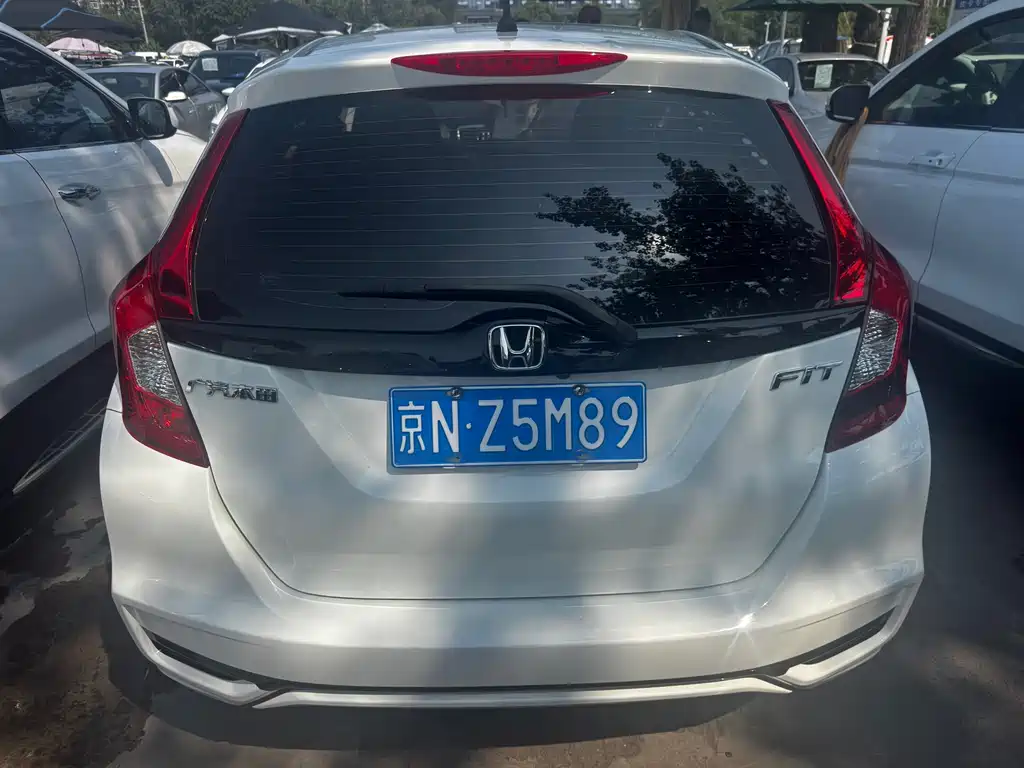 Honda Fit — миниатюра 13