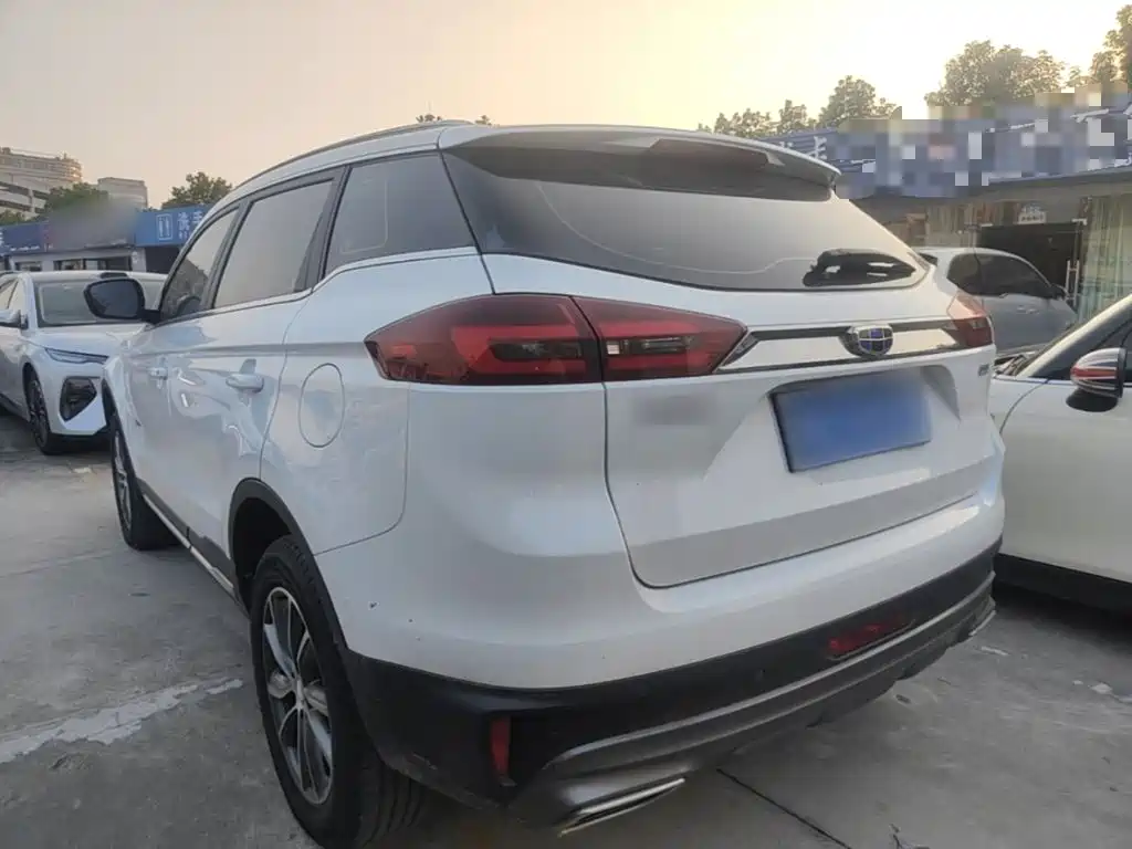 Geely Boyue — миниатюра 5