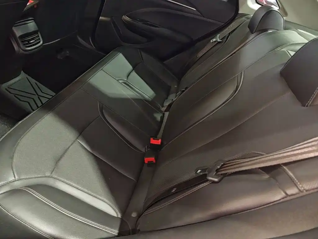 Buick Excelle — миниатюра 17