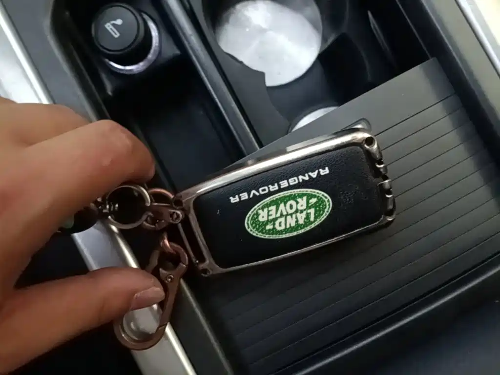 Land Rover Evoque — миниатюра 9