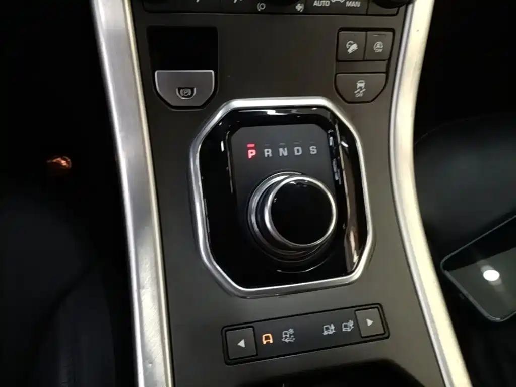 Land Rover Evoque — миниатюра 14