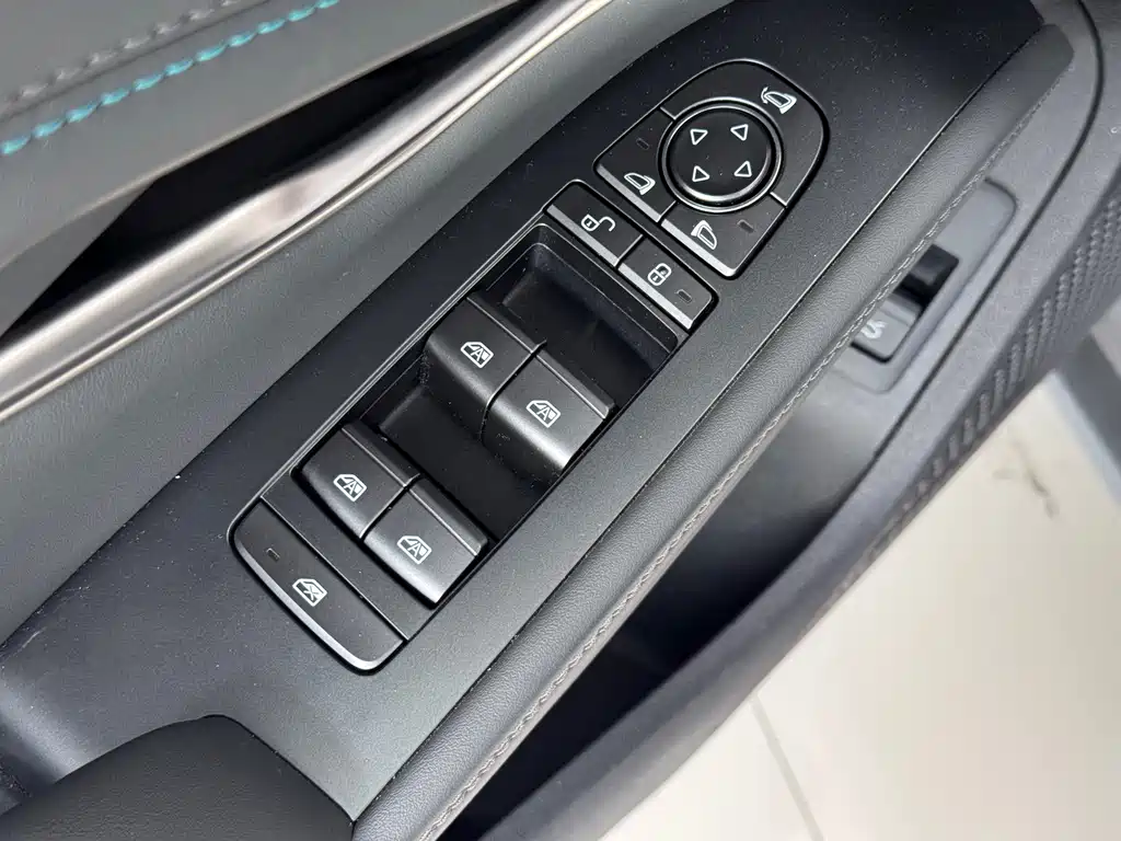 BYD Qin L — миниатюра 14