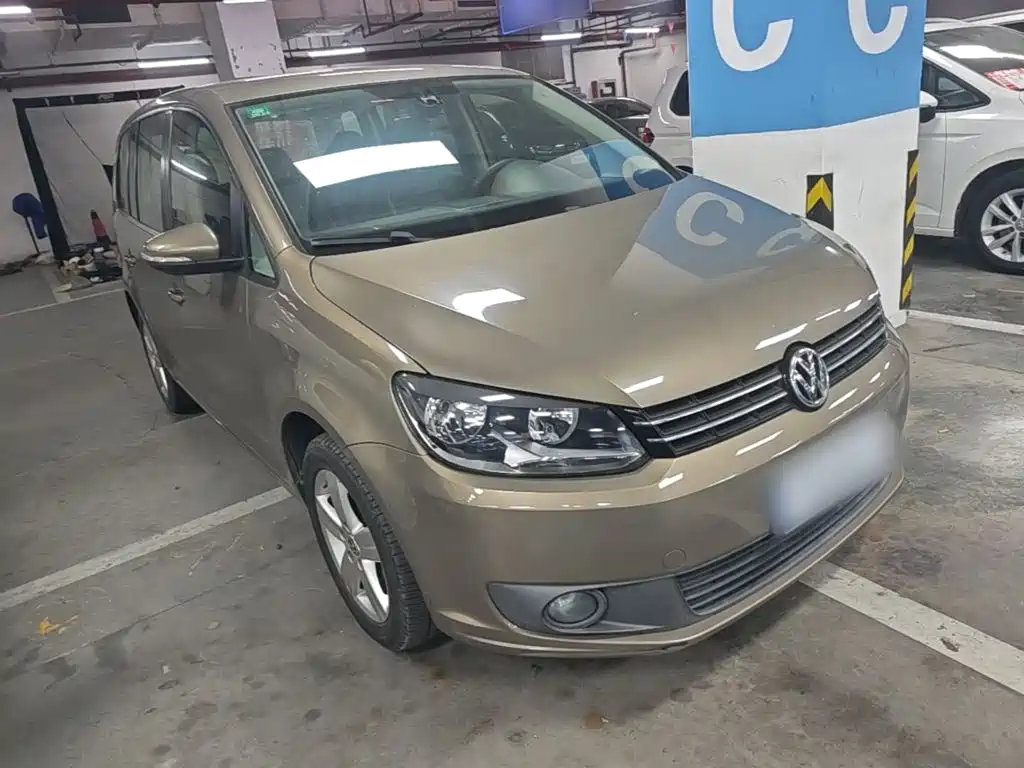 Volkswagen Touran — миниатюра 4