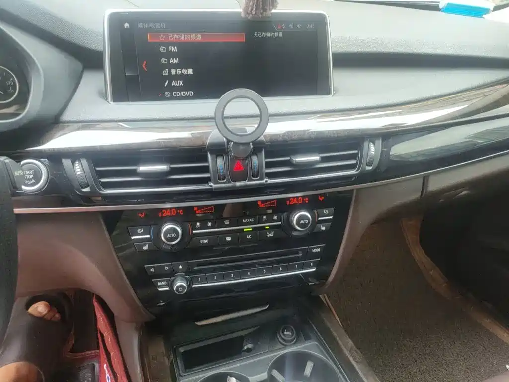 BMW X5 (Import) — миниатюра 14